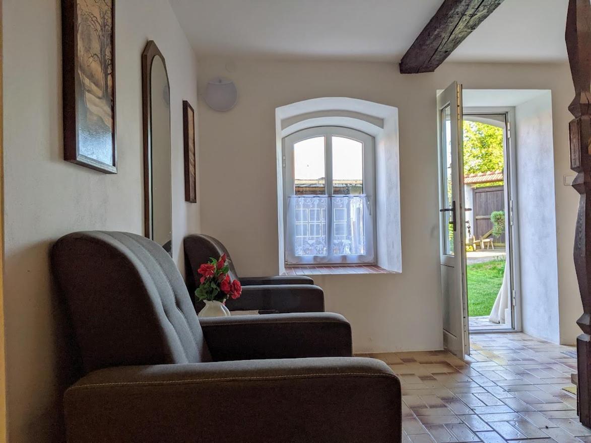 Chalupa U Rybnika Strehom Dolní Bousov Exterior foto