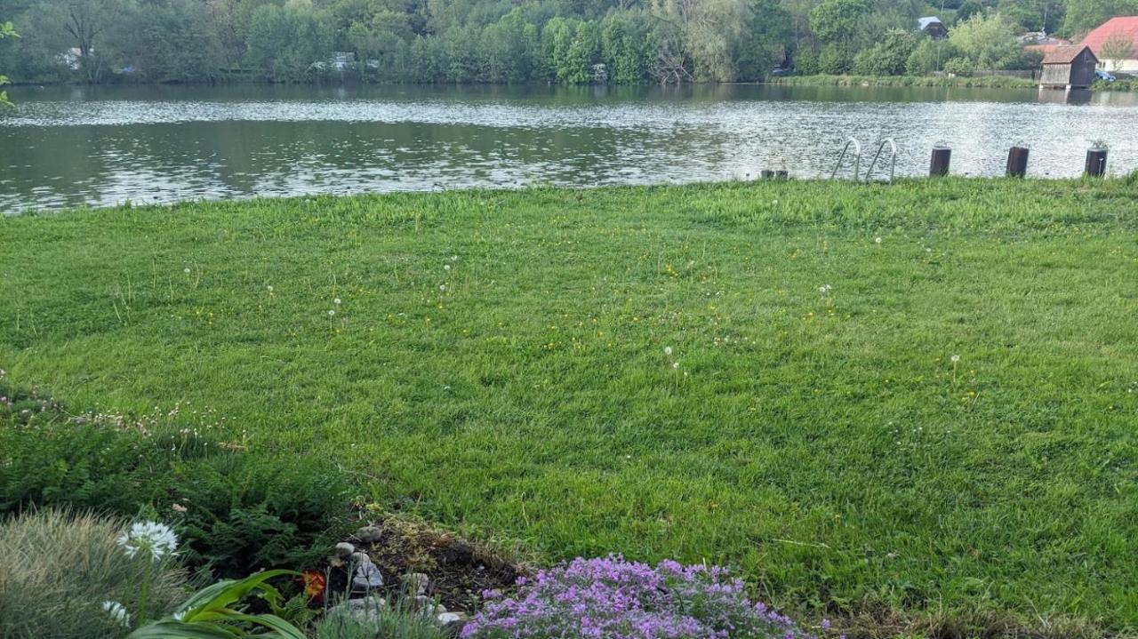 Chalupa U Rybnika Strehom Dolní Bousov Exterior foto